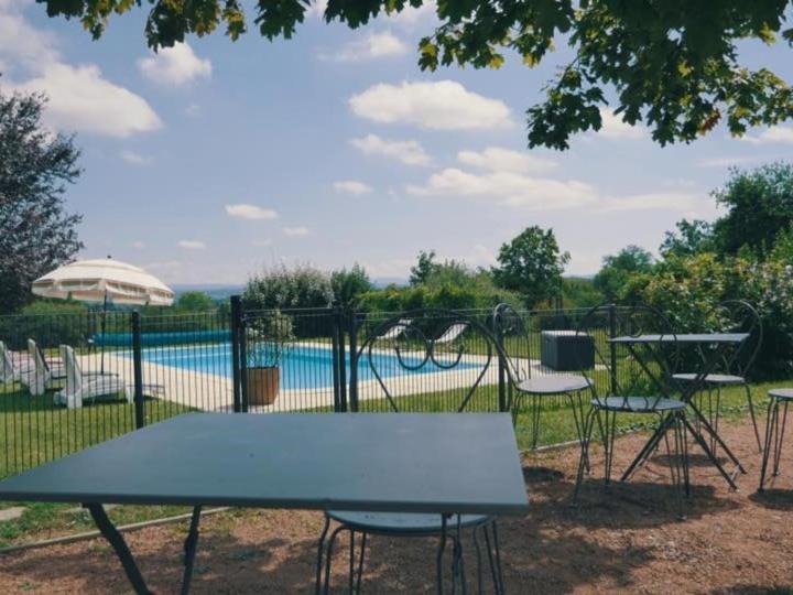 Hotel Du Golf Roanne Bagian luar foto