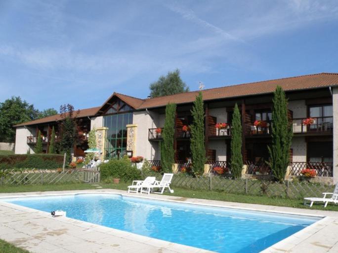 Hotel Du Golf Roanne Bagian luar foto