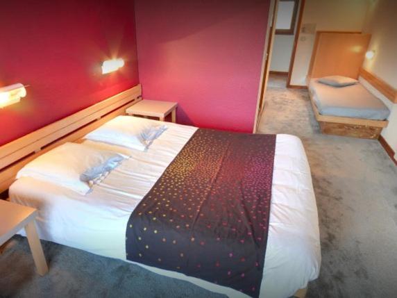 Hotel Du Golf Roanne Bagian luar foto