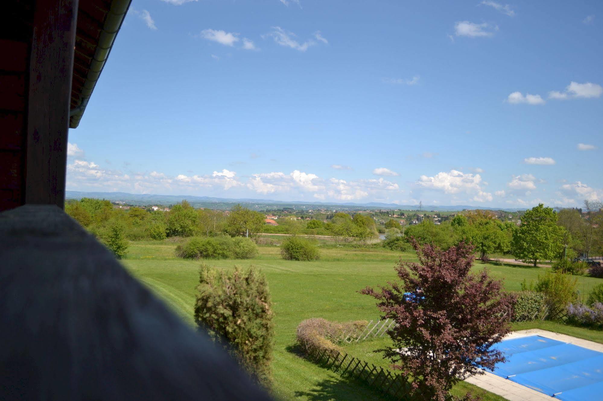 Hotel Du Golf Roanne Bagian luar foto